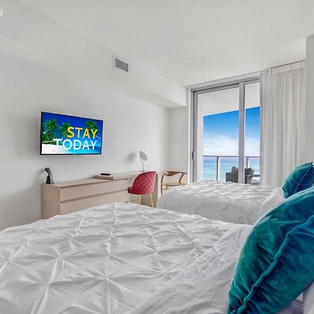 Seashore Resort - 2 Bedroom Right On The Beach Direct Ocean-View With Amenities On The Rooftop هوليوود المظهر الخارجي الصورة
