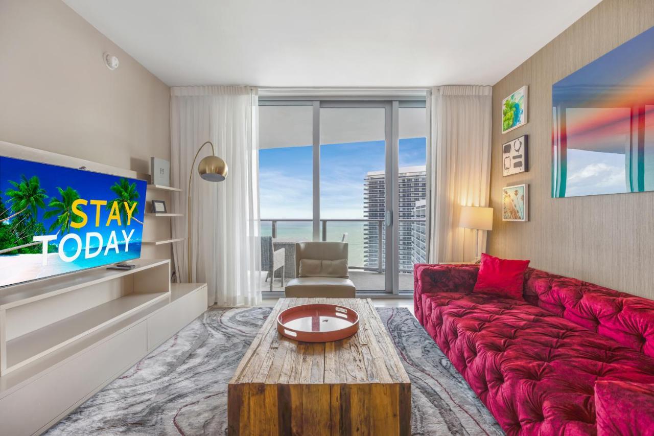 Seashore Resort - 2 Bedroom Right On The Beach Direct Ocean-View With Amenities On The Rooftop هوليوود المظهر الخارجي الصورة